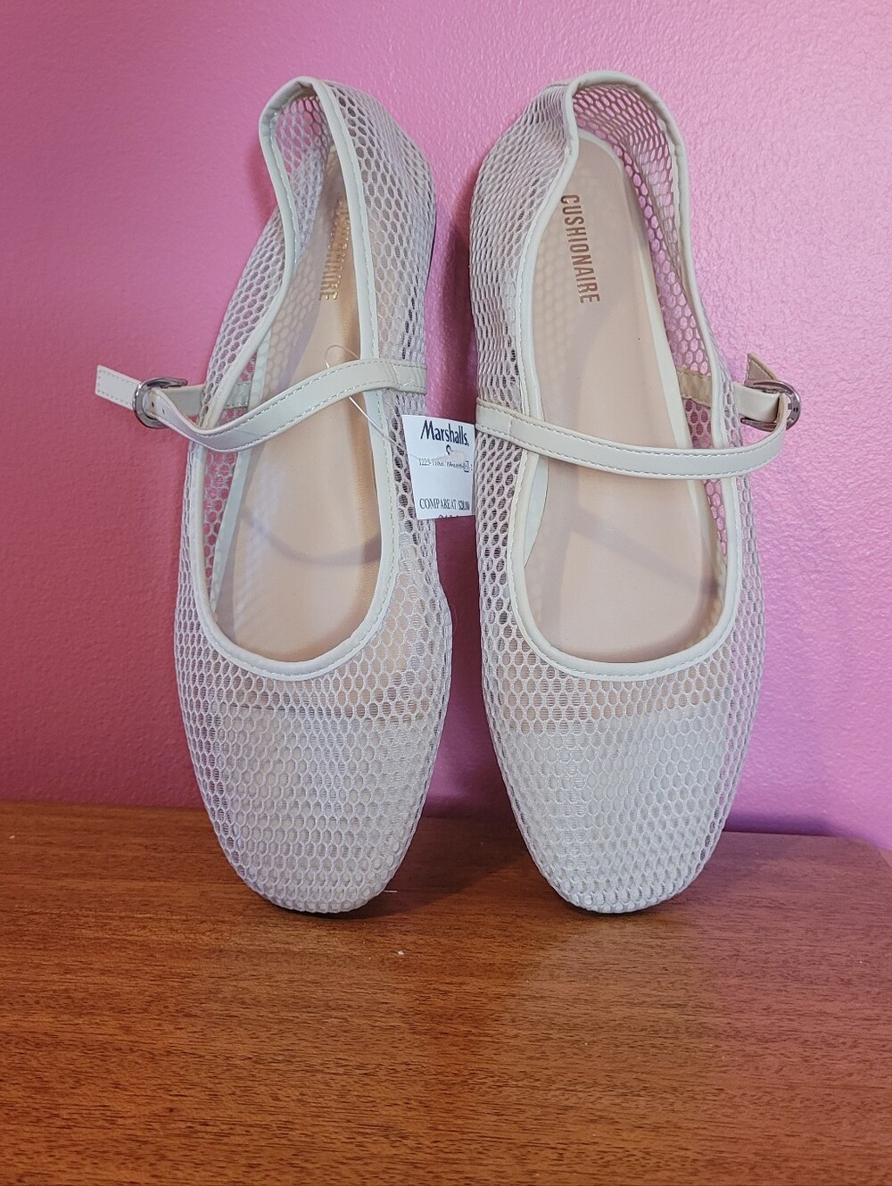 NWT Cushionaire Mush Mesh Flats 10 WIDE